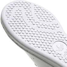 
                        
                          Cargar imagen en el visor de la galería, adidas Originals Unisex-Child Stan Smith Sneaker
                        
                      