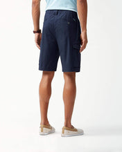 
                        
                          Cargar imagen en el visor de la galería, Tommy Bahama Ripstop Bahama Survivalist Cargo 10-Inch Shorts
                        
                      