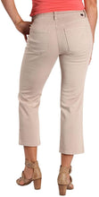 
                        
                          Load image into Gallery viewer, Jag Jeans Women's Lena Straight Ankle Pant
                        
                      