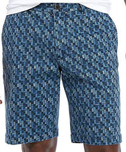 
                        
                          Cargar imagen en el visor de la galería, Tommy Bahama Oh My Geo Golf Shorts
                        
                      