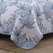 
                        
                          Load image into Gallery viewer, Tommy Bahama | Kayo Collection | Quilt Set - 100% Cotton - Cozy
                        
                      