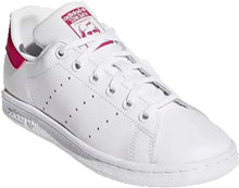 
                        
                          Muat gambar ke penampil Galeri, adidas Originals Unisex-Child Stan Smith Sneaker
                        
                      