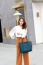 
                        
                          將圖片載入圖庫檢視器 Women's Soft Faux Leather Tote Shoulder Bag from Dreubea, Big Capacity Tassel Handbag
                        
                      