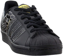 
                        
                          Cargar imagen en el visor de la galería, adidas Originals womens Superstar Shoes
                        
                      