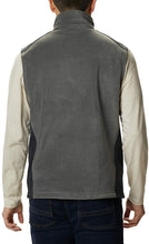 
                        
                          Cargar imagen en el visor de la galería, Columbia mens Steens Mountain Vest
                        
                      