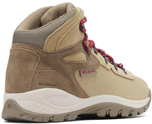 
                        
                          Load image into Gallery viewer, Columbia Women's Newton Ridge Lightweight Waterproof Shoe
                        
                      