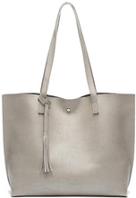 
                        
                          將圖片載入圖庫檢視器 Women's Soft Faux Leather Tote Shoulder Bag from Dreubea, Big Capacity Tassel Handbag
                        
                      