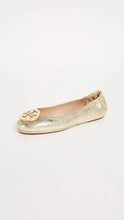 
                        
                          將圖片載入圖庫檢視器 Tory Burch Women's Minnie Travel Ballet Flats
                        
                      