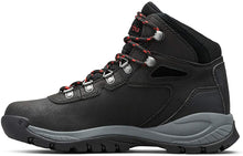 
                        
                          Load image into Gallery viewer, Columbia Women's Newton Ridge Plus Hiking Boot
                        
                      