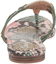 
                        
                          Load image into Gallery viewer, Circus by Sam Edelman Women's Canyon Flat Sandal
                        
                      