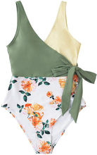 
                        
                          画像をギャラリービューアに読み込む, CUPSHE Women's One Piece Swimsuit Knotted Color Block Bathing Suit
                        
                      