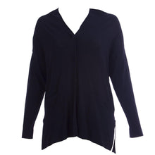 
                        
                          गैलरी व्यूवर में इमेज लोड करें, Marina Rinaldi Women's Malia V-Neck Tunic Cardigan Large Navy - JOY2ESpree
                        
                      