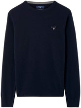 
                        
                          Cargar imagen en el visor de la galería, GANT Lambswool Crew Neck Mens Jumper - JOY2ESpree
                        
                      