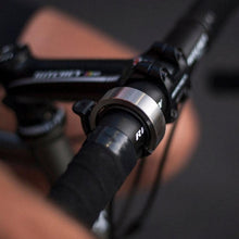 
                        
                          將圖片載入圖庫檢視器 Knog Oi Bike Bell - Original &amp; Luxe Styles, Built in Cable-Clip, Adult/Youth Bicycle Bell (Black, Copper, Brass, Aluminum)
                        
                      