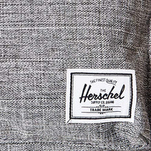 
                        
                          Load image into Gallery viewer, Herschel Seventeen Waist Pack
                        
                      
