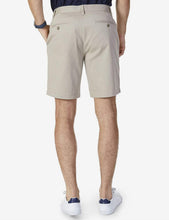 
                        
                          画像をギャラリービューアに読み込む, Nautica Men's Classic Fit Flat Front Stretch Solid Chino Deck Short - JOY2ESpree
                        
                      