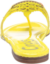 
                        
                          Load image into Gallery viewer, Circus by Sam Edelman Women's Canyon Flat Sandal
                        
                      