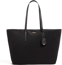
                        
                          गैलरी व्यूवर में इमेज लोड करें, TUMI - Voyageur Everyday Tote Bag - Travel Bag for Women - Black
                        
                      