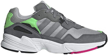 
                        
                          Muat gambar ke penampil Galeri, adidas Men's Strutter Cross Trainer - JOY2ESpree
                        
                      