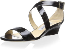 
                        
                          画像をギャラリービューアに読み込む, JIMMY CHOO Women's Chiara Pat Sandal
                        
                      