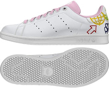 
                        
                          Cargar imagen en el visor de la galería, adidas Originals Women's Stan Smith (End Plastic Waste) Sneaker - JOY2ESpree
                        
                      