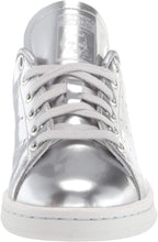 
                        
                          Cargar imagen en el visor de la galería, adidas Originals Women's Stan Smith Sneaker
                        
                      