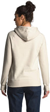 
                        
                          Cargar imagen en el visor de la galería, The North Face Women's Half Dome Hoodie
                        
                      