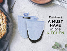 
                        
                          Muat gambar ke penampil Galeri, Cuisinart Chambray Neoprene Mini Oven Mitts, 2 Pack – Heat Resistant to 400 F . - JOY2ESpree
                        
                      