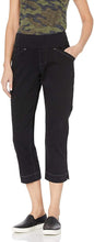 
                        
                          Load image into Gallery viewer, Jag Jeans Women's Marion Pull On Crop in Bay Twill
                        
                      