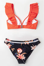 
                        
                          Muat gambar ke penampil Galeri, CUPSHE Women's Orange Floral Bottom Ruffle Hook Closure Bikini Set
                        
                      
