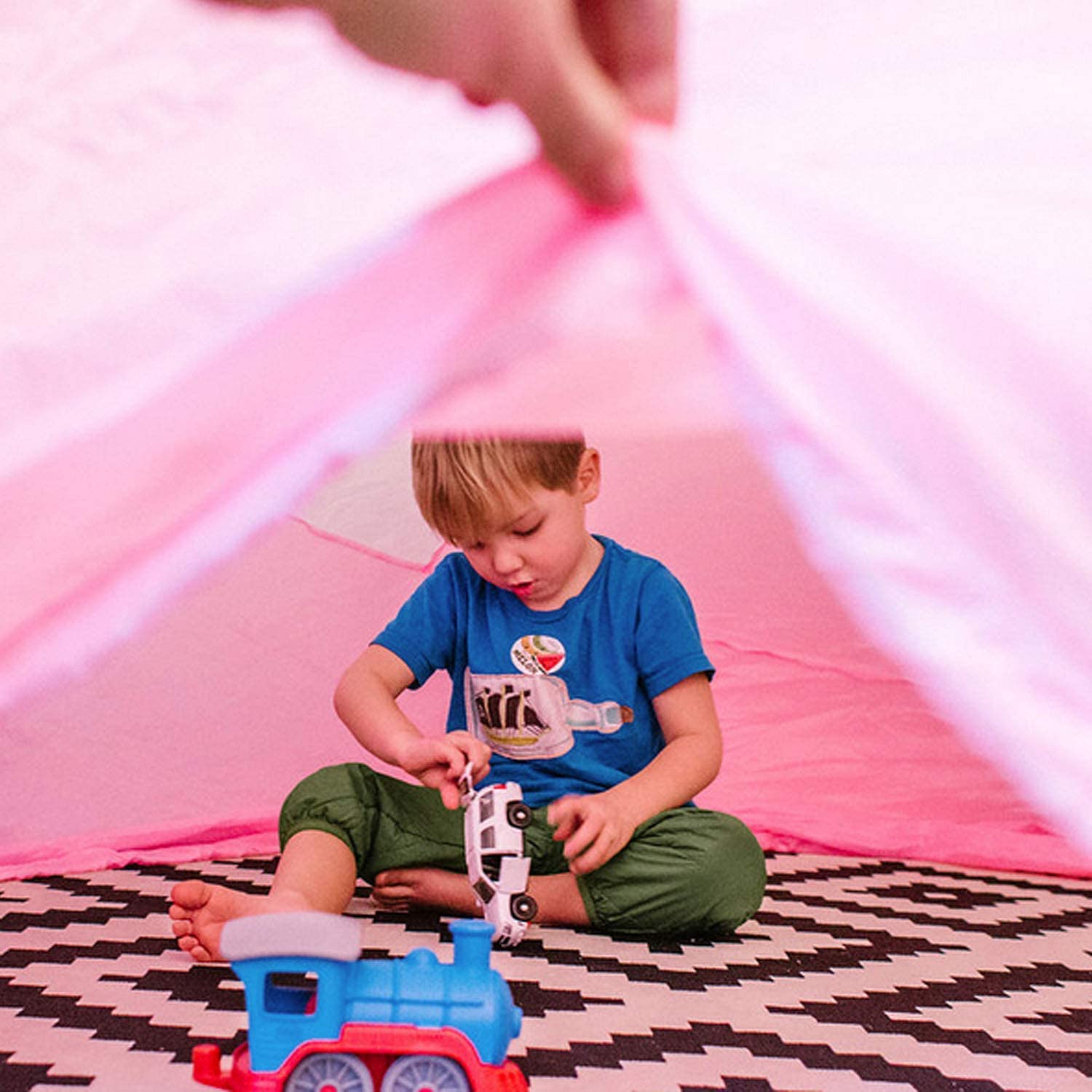 The Original AirFort Build A Fort in 30 Seconds, Inflatable Fort for Kids (Ocean Camo)