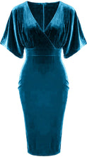 
                        
                          Cargar imagen en el visor de la galería, GownTown 1950s Style Butterfly Sleeve Velvet Pencil Dress
                        
                      