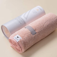 
                        
                          Muat gambar ke penampil Galeri, VOLO Hero Microfiber Hair Towel | Super Absorbent, Ultra-Soft, Fast Drying
                        
                      