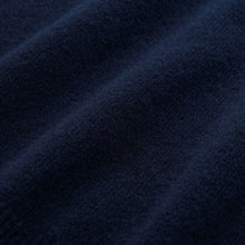 
                        
                          Cargar imagen en el visor de la galería, GANT Lambswool Crew Neck Mens Jumper - JOY2ESpree
                        
                      