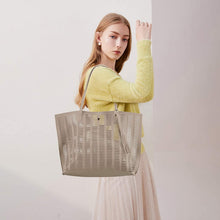 
                        
                          Cargar imagen en el visor de la galería, K.EYRE Women's Soft Faux Leather Tote Bag Purse Handbags Wallet Tote Shoulder Bag Purse Large Capacity
                        
                      