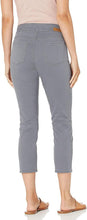 
                        
                          將圖片載入圖庫檢視器 Jag Jeans Women's Maya Skinny Pull on Crop Pant
                        
                      