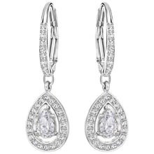 
                        
                          画像をギャラリービューアに読み込む, Swarovski Crystal Attract Light Clear Earrings - JOY2ESpree
                        
                      