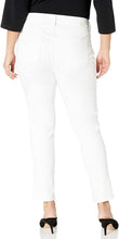 
                        
                          Load image into Gallery viewer, Jag Jeans Women's Plus Size Carter Girlfriend Jean
                        
                      