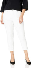 
                        
                          Load image into Gallery viewer, Jag Jeans Women's Plus Size Carter Girlfriend Jean
                        
                      