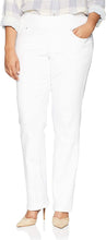 
                        
                          Cargar imagen en el visor de la galería, Jag Jeans Women's Plus-Size Peri Pull on Straight Leg Jean
                        
                      