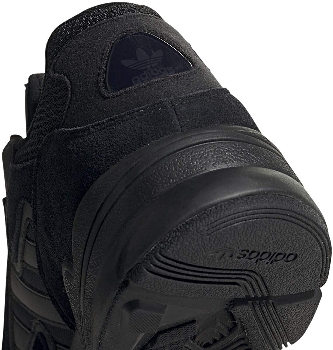 adidas Men's Strutter Cross Trainer - JOY2ESpree