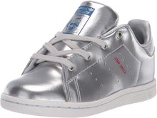 
                        
                          Muat gambar ke penampil Galeri, adidas Originals Unisex-Child Stan Smith Sneaker
                        
                      