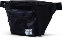 
                        
                          Load image into Gallery viewer, Herschel Seventeen Waist Pack
                        
                      