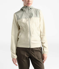 
                        
                          Cargar imagen en el visor de la galería, The North Face Women's Cyclone Windbreaker Hooded Jacket
                        
                      