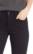 
                        
                          Load image into Gallery viewer, Jag Jeans Women's Coco Skinny Jean
                        
                      