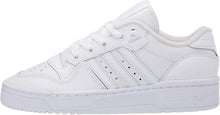 
                        
                          Muat gambar ke penampil Galeri, adidas Originals Unisex-Child Rivalry Low Sneaker
                        
                      