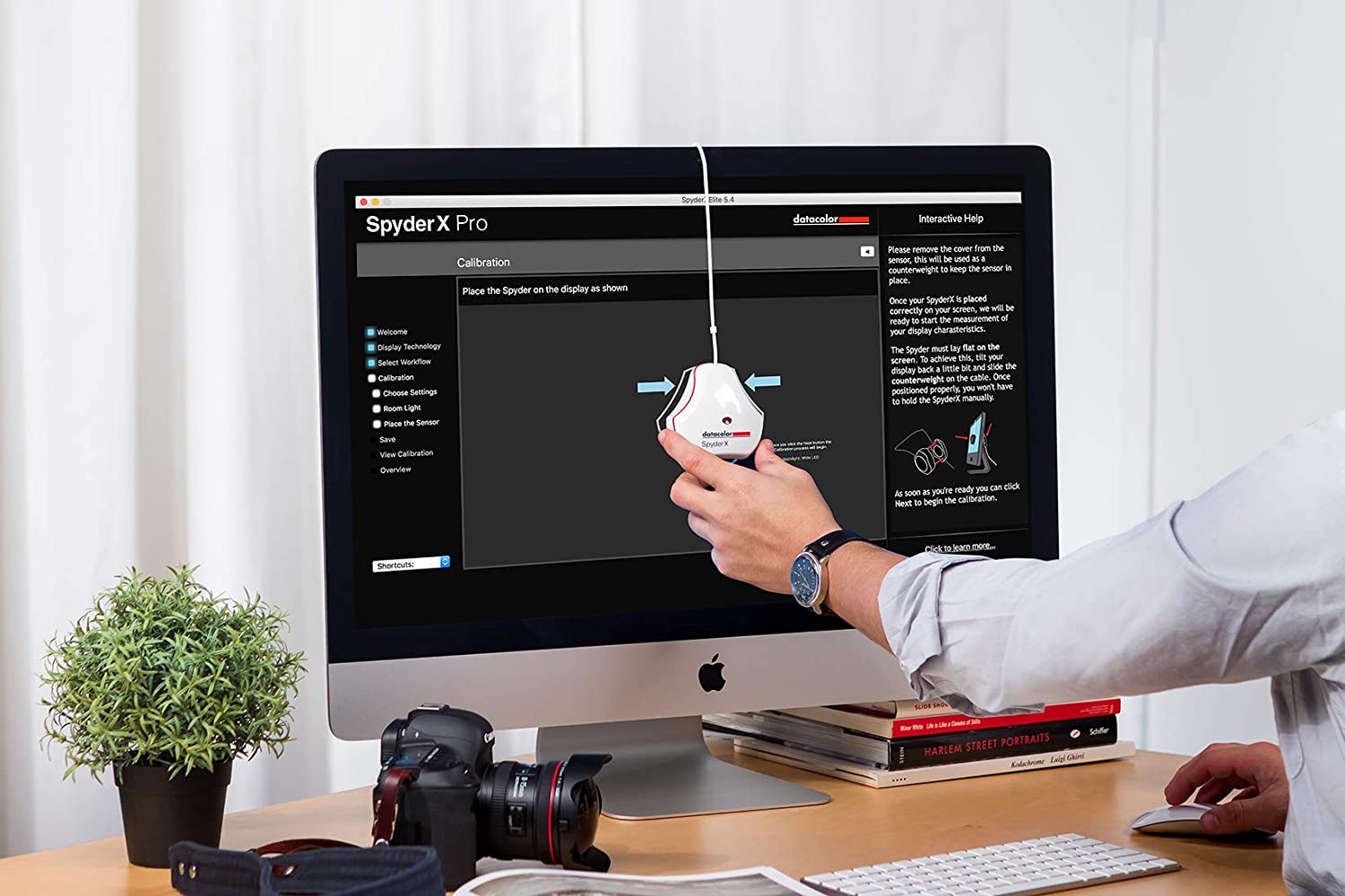 Datacolor SpyderX Pro – Monitor Calibration Designed for Serious Photographers and Designers SXP100