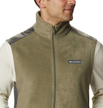 
                        
                          Cargar imagen en el visor de la galería, Columbia mens Steens Mountain Vest
                        
                      