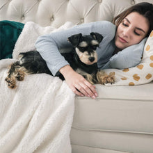 
                        
                          Load image into Gallery viewer, Bedsure Sherpa Fleece Blanket Throw Size Navy Lightweight Super Soft Cozy Luxury Bed Blanket Microfiber
                        
                      