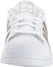 
                        
                          Cargar imagen en el visor de la galería, adidas Originals womens Superstar Shoes
                        
                      